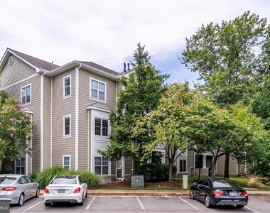 1700 Lake Shore Crest Drive - Photo Thumbnail 41