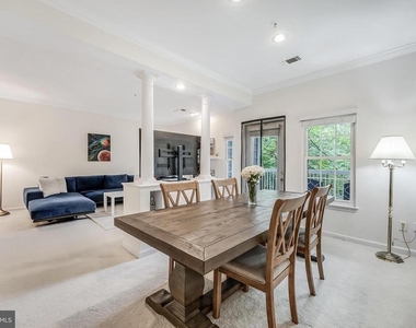 1700 Lake Shore Crest Drive - Photo Thumbnail 38