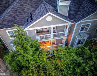 1700 Lake Shore Crest Drive - Photo Thumbnail 19