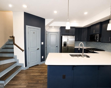 12916 Sunrise Ridge Alley - Photo Thumbnail 3