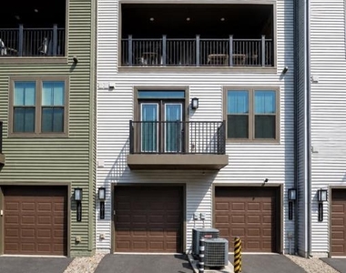12916 Sunrise Ridge Alley - Photo Thumbnail 1