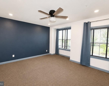 12916 Sunrise Ridge Alley - Photo Thumbnail 7