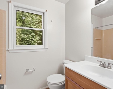 2998 Steven Martin Drive - Photo Thumbnail 15