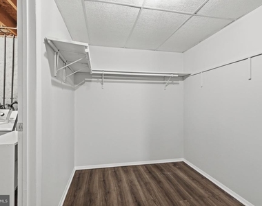 2998 Steven Martin Drive - Photo Thumbnail 19
