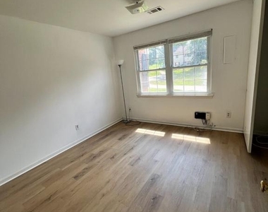 9737 Hagel Circle - Photo Thumbnail 6