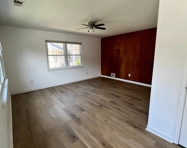 9737 Hagel Circle - Photo Thumbnail 2