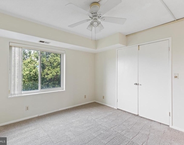 8370 Greensboro Drive - Photo Thumbnail 21