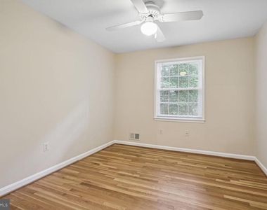 1510 Chatham Colony Court - Photo Thumbnail 11