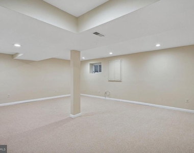 1510 Chatham Colony Court - Photo Thumbnail 14