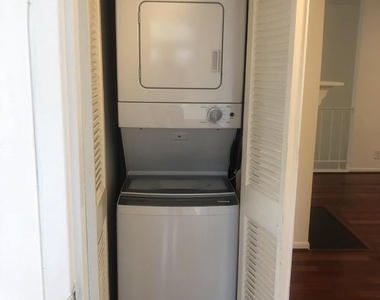 2707 S Walter Reed Drive - Photo Thumbnail 19