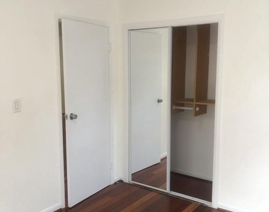 2707 S Walter Reed Drive - Photo Thumbnail 11