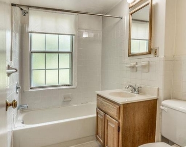 2401 Arlington Boulevard - Photo Thumbnail 18