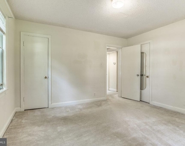 2401 Arlington Boulevard - Photo Thumbnail 16