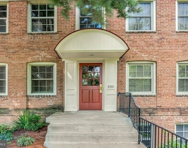 2401 Arlington Boulevard - Photo Thumbnail 1
