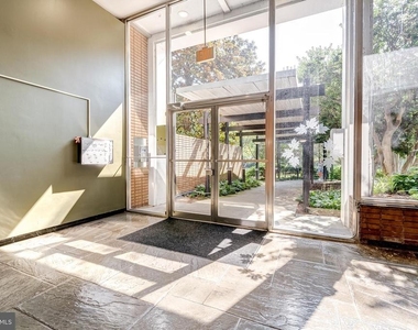2030 N Adams Street - Photo Thumbnail 25