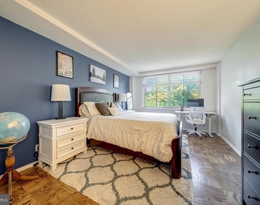 2030 N Adams Street - Photo Thumbnail 18