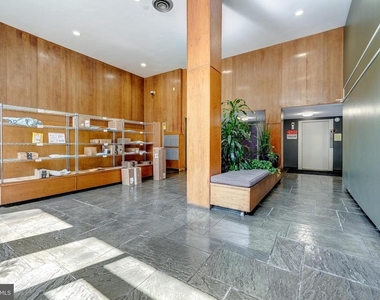 2030 N Adams Street - Photo Thumbnail 27