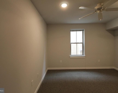 6656 Germantown Avenue - Photo Thumbnail 9