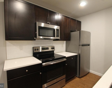 6656 Germantown Avenue - Photo Thumbnail 4