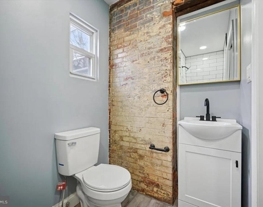 611 E Wishart Street - Photo Thumbnail 17