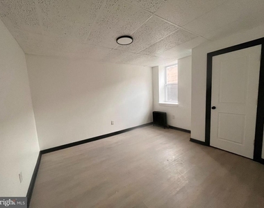1912 S 17th Street - Photo Thumbnail 7
