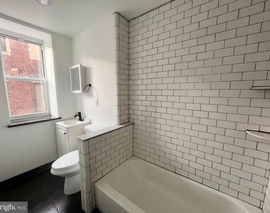 1912 S 17th Street - Photo Thumbnail 13