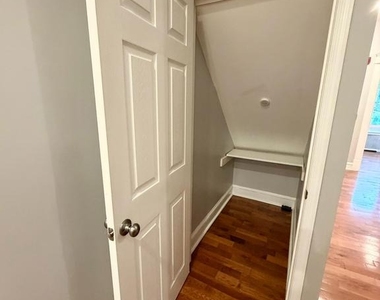5028 Walnut Street - Photo Thumbnail 12