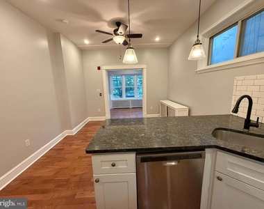 5028 Walnut Street - Photo Thumbnail 8