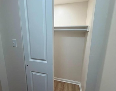 4804 Chester Avenue - Photo Thumbnail 10