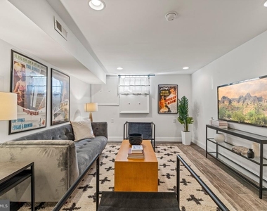 1515 Latona Street - Photo Thumbnail 14