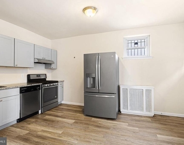 1829 S 22nd Street - Photo Thumbnail 3