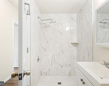 1829 S 22nd Street - Photo Thumbnail 11