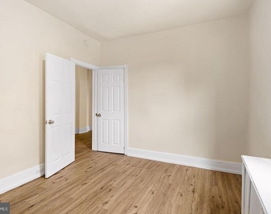 1829 S 22nd Street - Photo Thumbnail 7