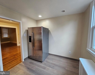 4008 Gilham Street - Photo Thumbnail 7
