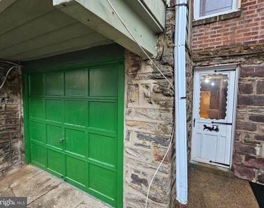 4008 Gilham Street - Photo Thumbnail 9