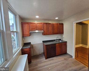 4008 Gilham Street - Photo Thumbnail 6