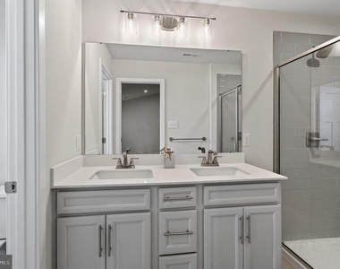 1047 Watson Court - Photo Thumbnail 24