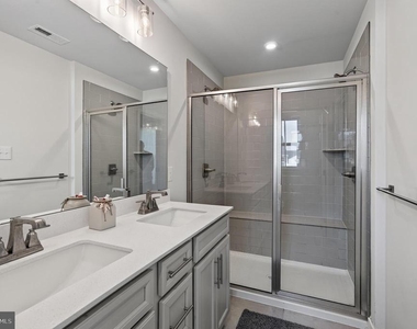 1047 Watson Court - Photo Thumbnail 25