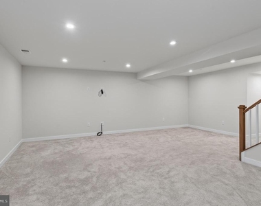 1047 Watson Court - Photo Thumbnail 39