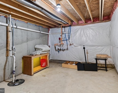 1047 Watson Court - Photo Thumbnail 40