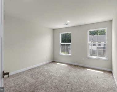 1047 Watson Court - Photo Thumbnail 34