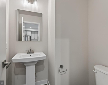 1047 Watson Court - Photo Thumbnail 17