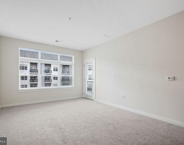 131 Bridge Street - Photo Thumbnail 98