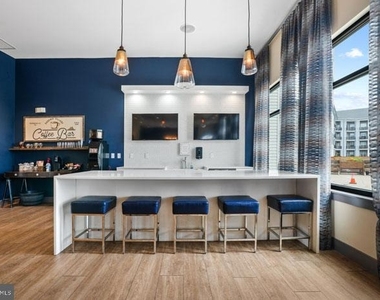 131 Bridge Street - Photo Thumbnail 20