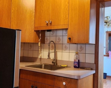 856 Quinton Avenue - Photo Thumbnail 5
