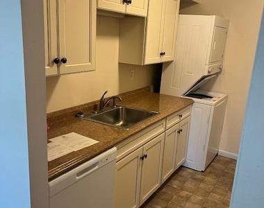 24 Maplewood - Photo Thumbnail 4