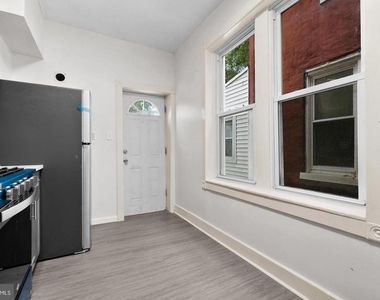 344 Middlesex Street - Photo Thumbnail 11