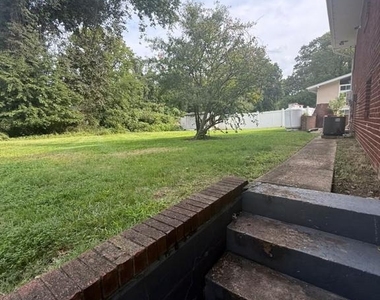 8111 Fort Foote Road - Photo Thumbnail 17