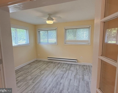 11308 Cedar Lane - Photo Thumbnail 9