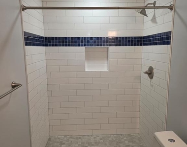 13811 Heatherstone Drive - Photo Thumbnail 16